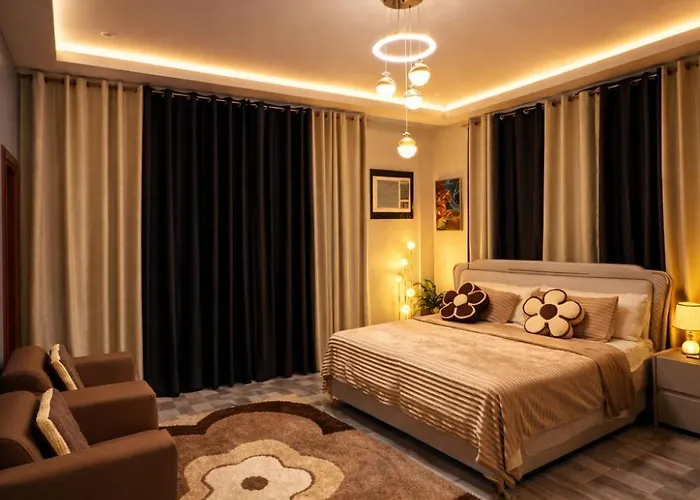 Near Naia Lux&cozystay